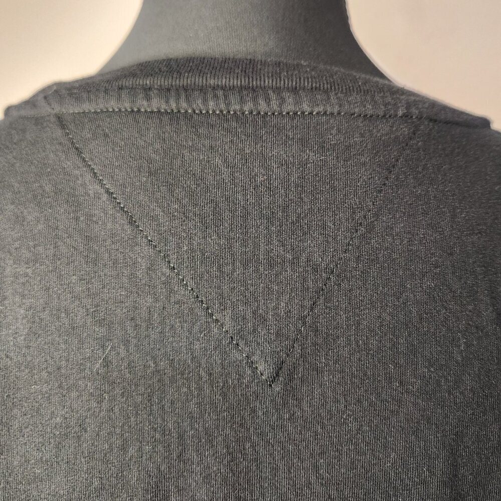 ⭐Tommy Hilfiger Blue Long Sleeve Cropped T-shirt Size Large⭐ - Picture 6 of 8